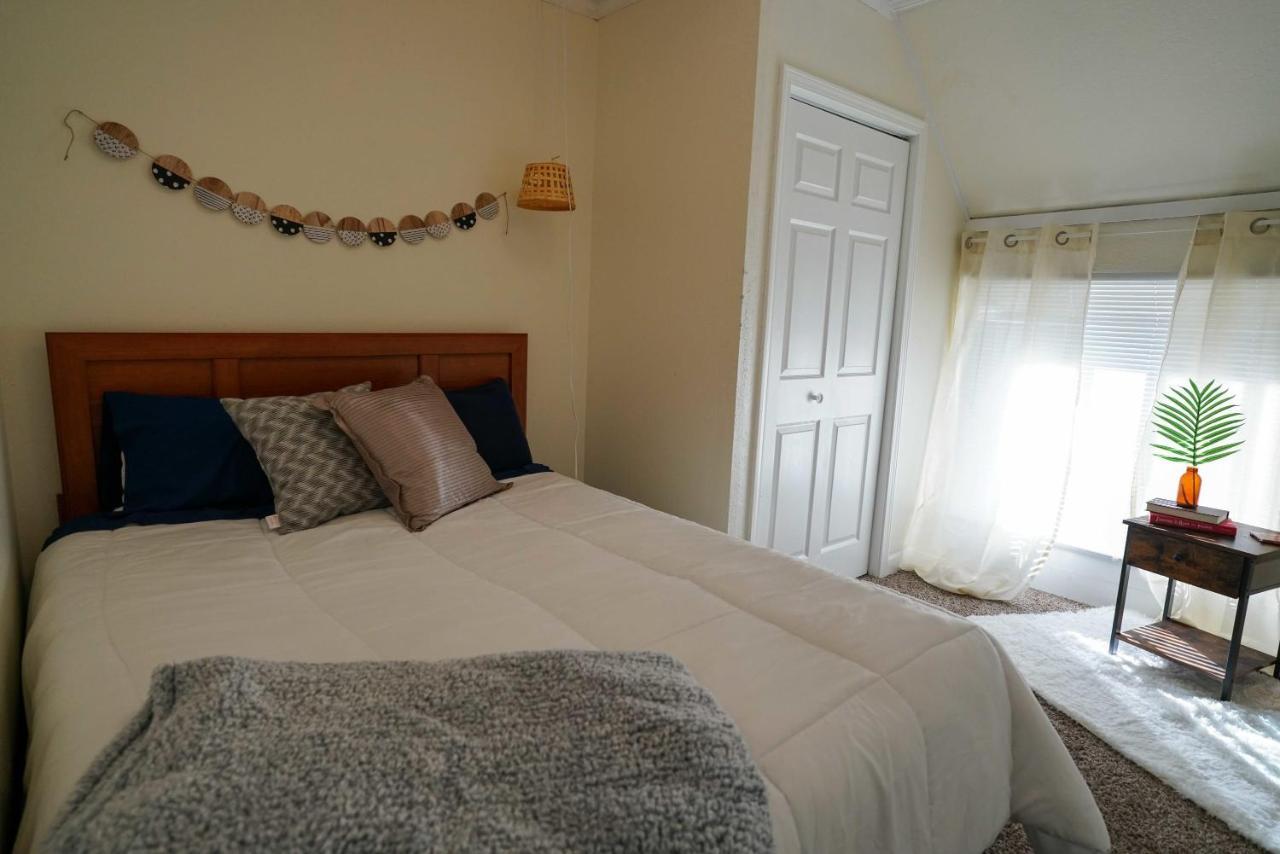 2 Bedroom Apartment Near Ndsu And Downtown ฟาร์โก ภายนอก รูปภาพ